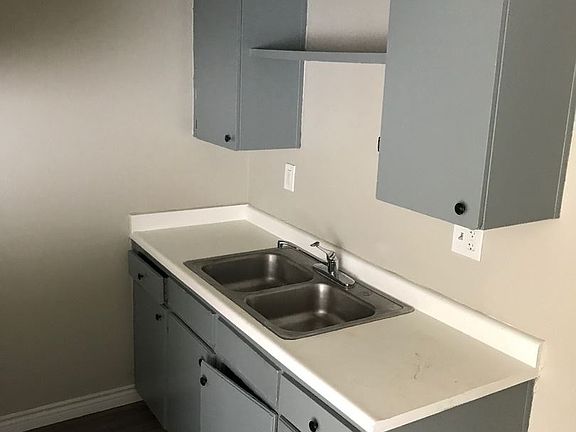 4th image of 1483 E Lynwood Dr APT 17