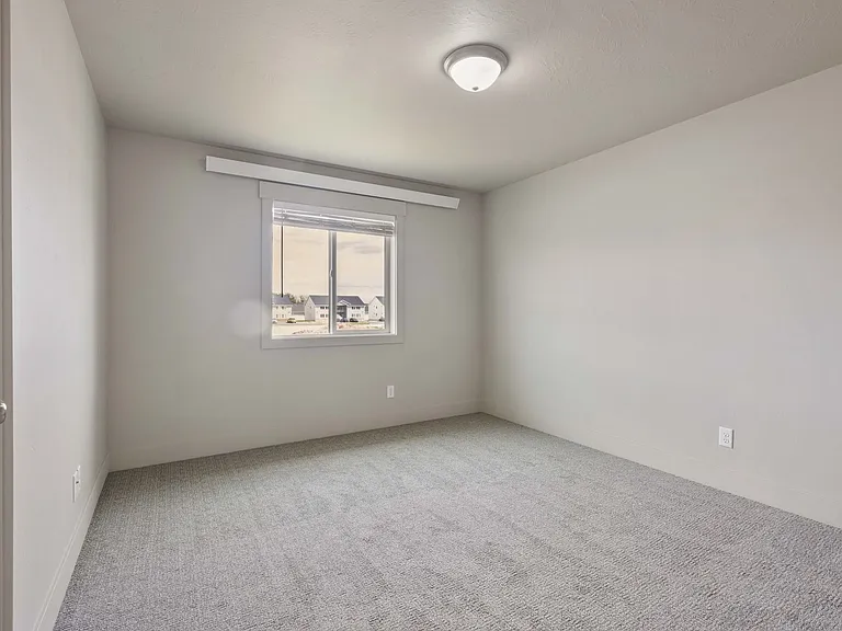 G5880RO — Photo 15