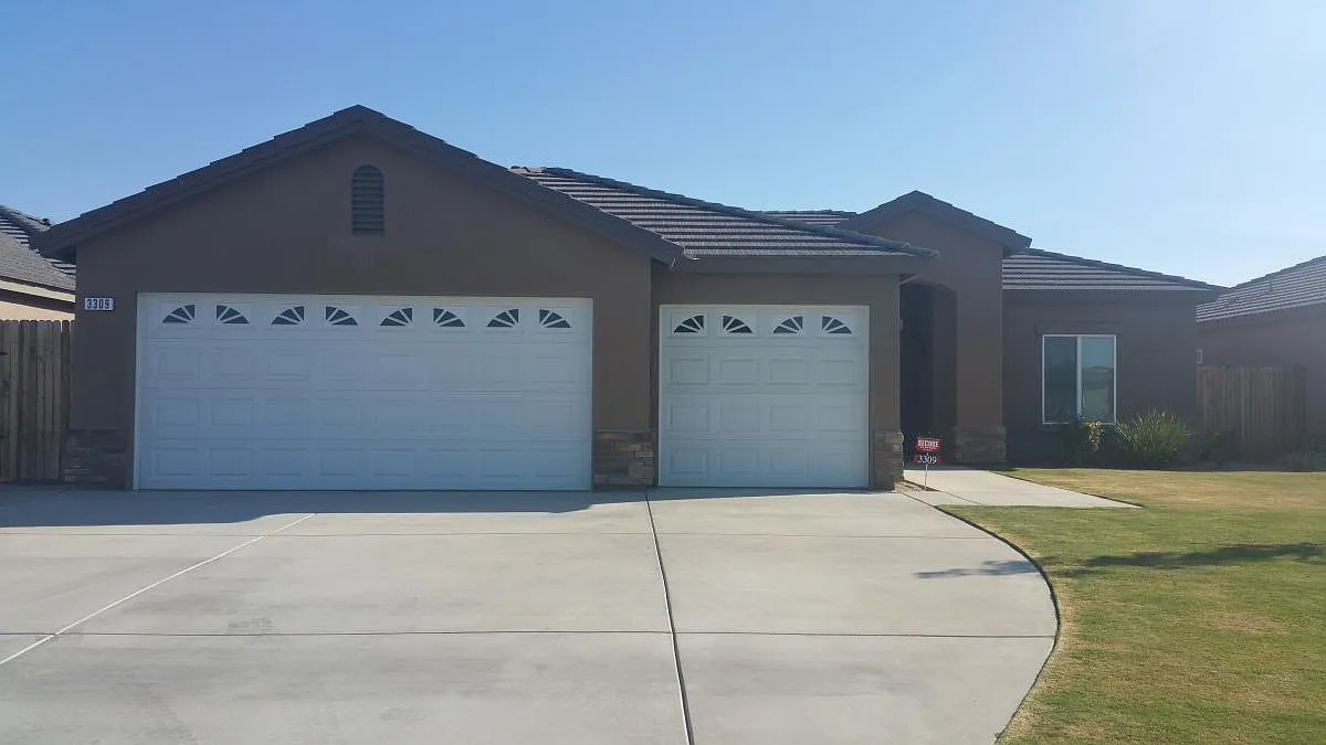 3309 Rawhide Road — Photo 1