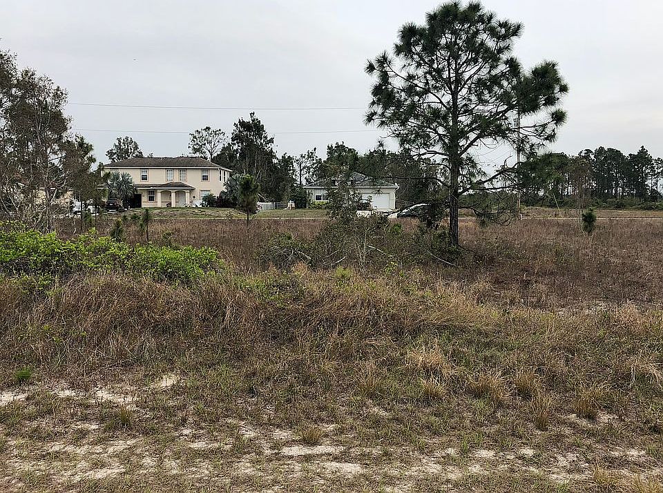 2nd image of 744 Ashley Rd