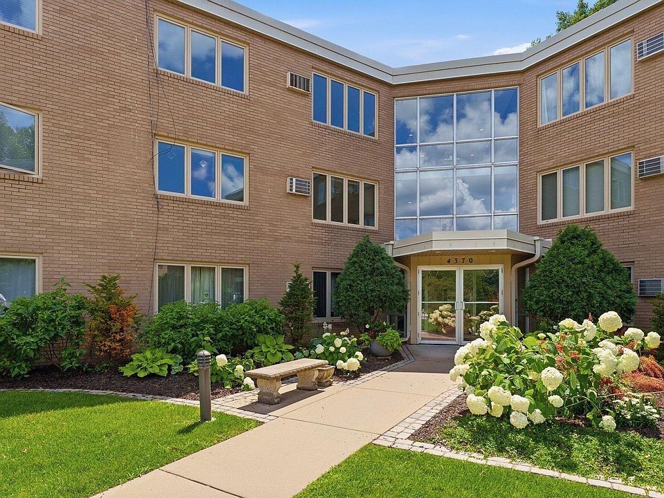 1st image of 4370 Brookside Ct APT 302