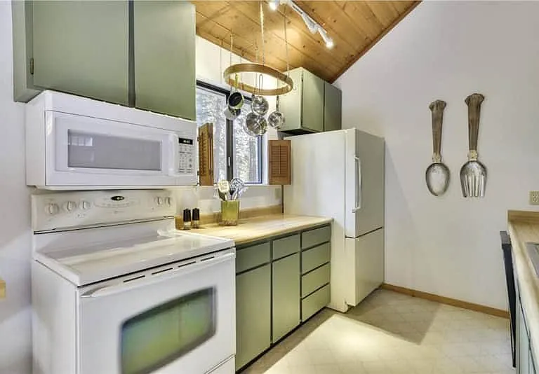 10009 Lausanne Way — Photo 9