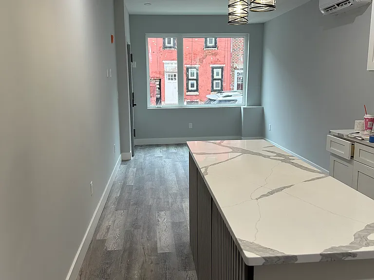 1533 N Lawrence St #1 — Photo 7
