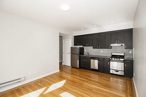 520 Scott Photo 1
