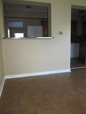 5th image of 10914 N Annette Ave