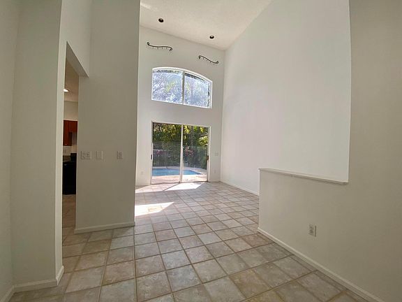 4th image of 5340 NW 51 Street
