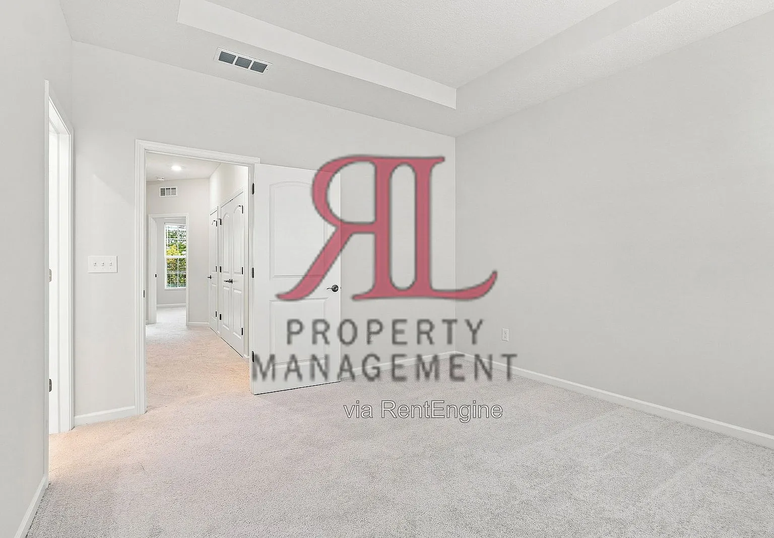3 bed, 2.5 bath, 2142 sqft, $3,399 — Photo 2