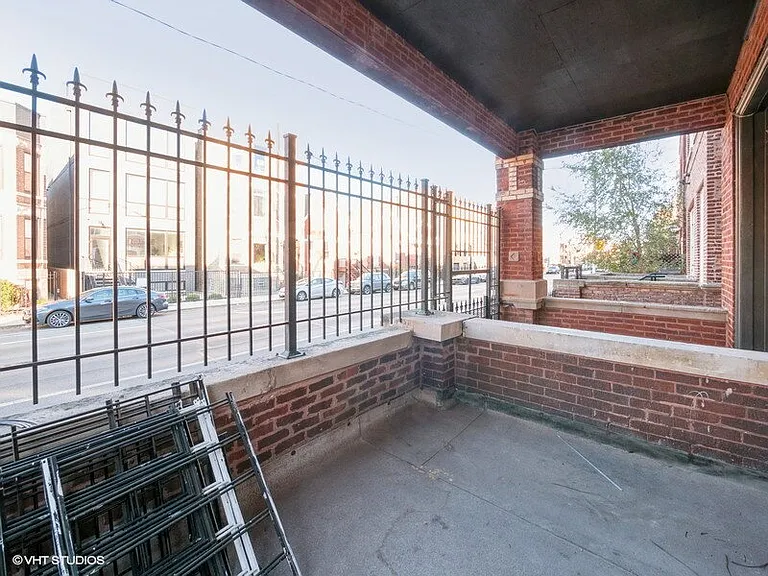2647 W Augusta Blvd #3F — Photo 8