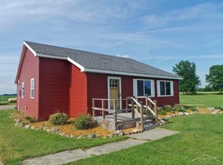 8854 Gary Rd, Chesaning, MI 48616