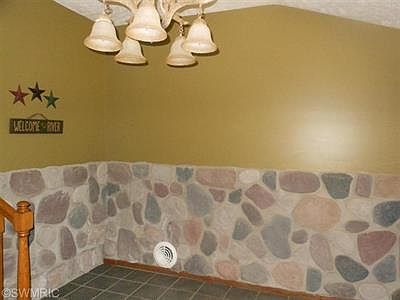 3rd image of 5827 S Croton Hardy Dr