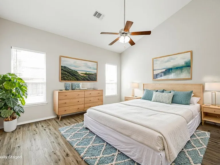 8434 Cedar Mdws — Photo 12
