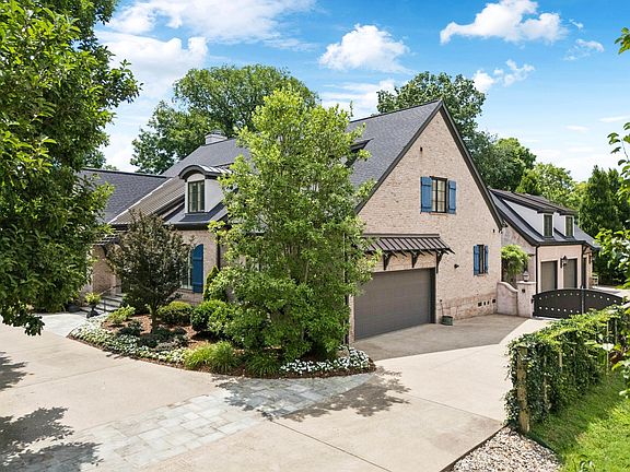 5th image of 3309 Skyline Dr