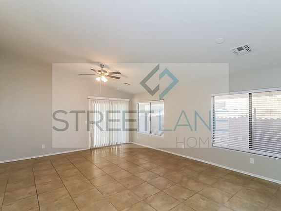 3rd image of 12915 W Voltaire Ave