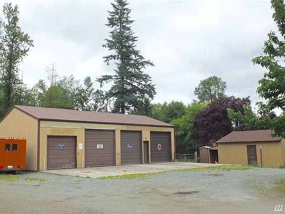 4th image of 25620 4th Ave NW