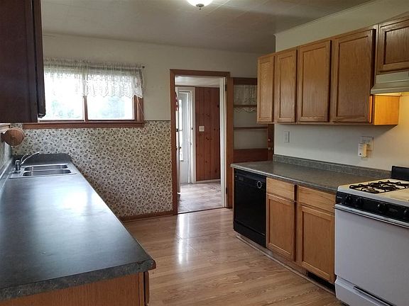 3rd image of 417 Kennedy St