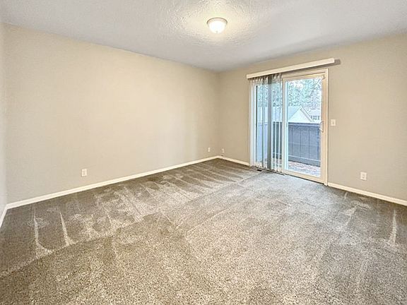 5th image of 2817 N Honeysuckle Dr