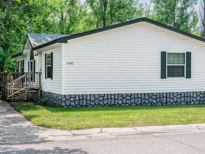 2483 Lawndale Rd, Grand Forks, ND, 58201