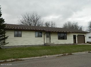 395 10th Ave, Clarkfield, MN 56223