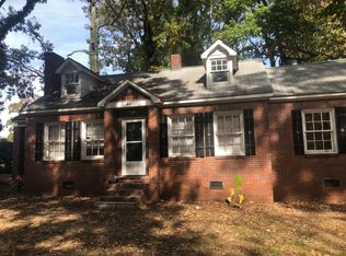 401 E John St, Matthews, NC 28105