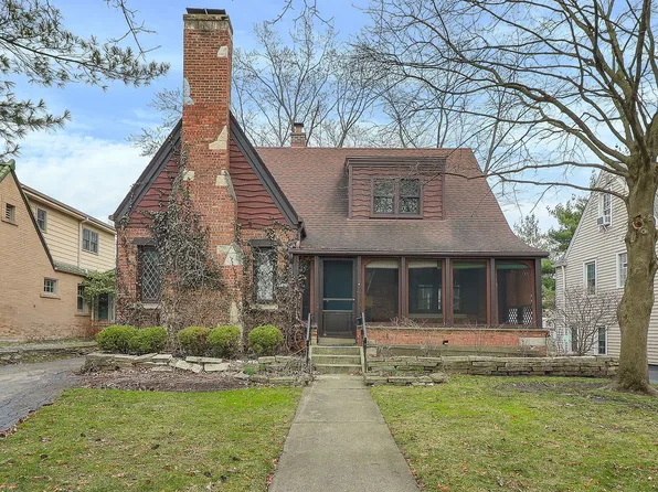 833 N Kensington Ave, La Grange Park, IL 60526