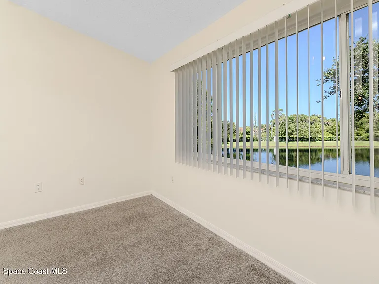 518 Steeplechase Ln — Photo 20