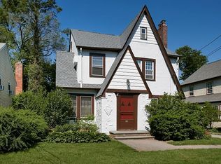 56 Colgate Rd, Great Neck, NY 11023