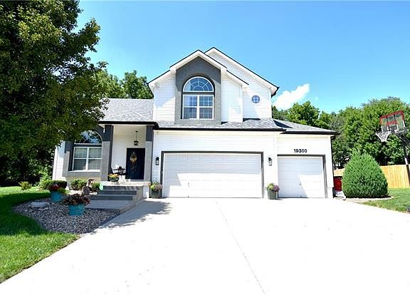 3rd image of 19300 E 8th Street Ct S