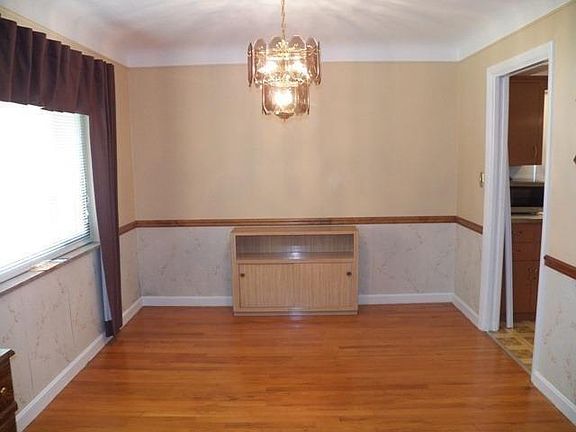5th image of 1470 Beechmeadow Ln