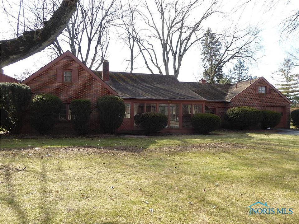 1st image of 315 W Holland St