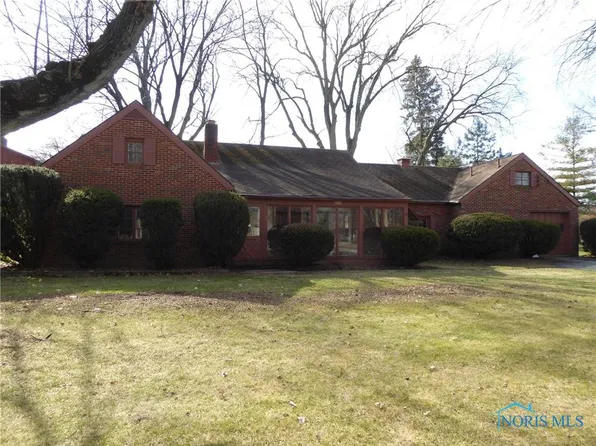 315 W Holland St, Archbold, OH 43502