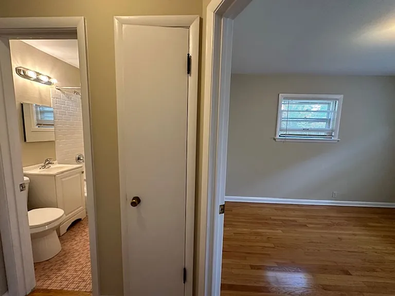 Cozy 1BR in Riverwest $925 Heat Included | Hardwood Floors | Storage + Laundry — Photo 21