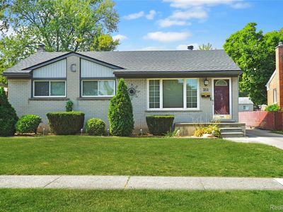 211 Arcola St, Garden City, MI, 48135