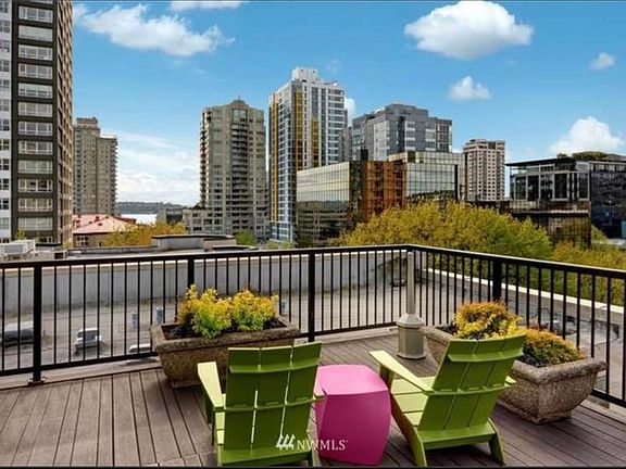 4th image of 425 Vine St APT 321