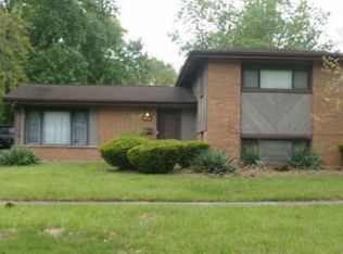 221 Indiana St, Park Forest, IL 60466