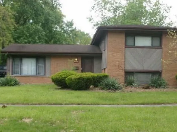 221 Indiana St, Park Forest, IL 60466