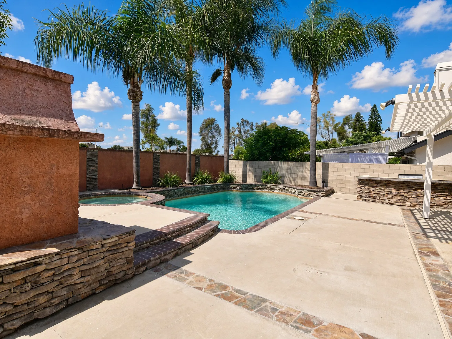 4 bed, 4.5 bath, 1856 sqft, $6,000 — Photo 2