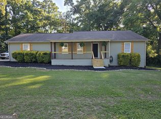 611 Calloway Dr, Rockmart, GA 30153