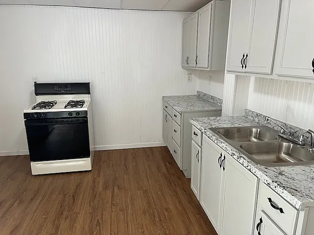 13 Immel St — Photo 8