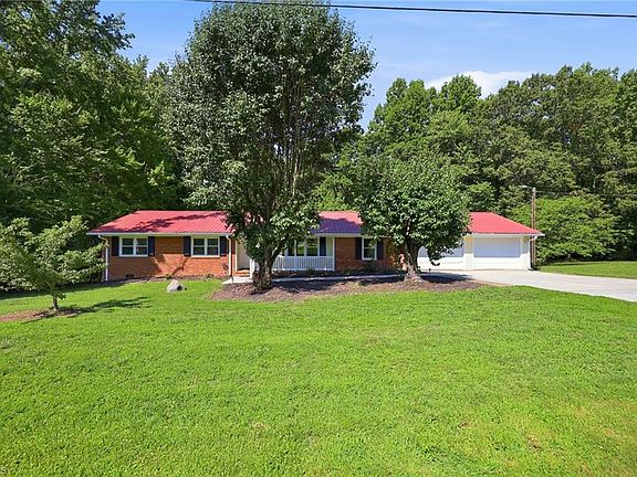 2nd image of 7106 Waterbury Dr