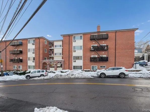 900 Midland Avenue #1D, Yonkers, NY 10704