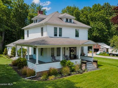 40 3rd St, Gouldsboro, PA, 18424