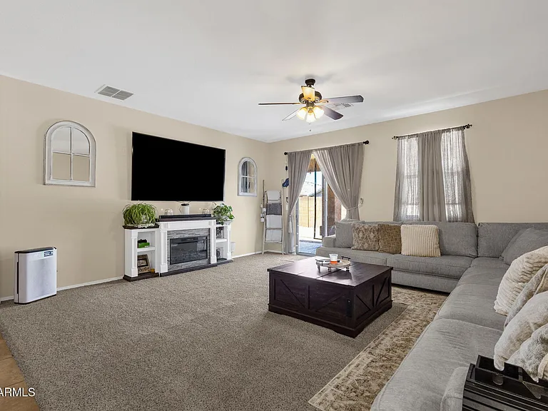 3422 W Leodra Ln — Photo 10