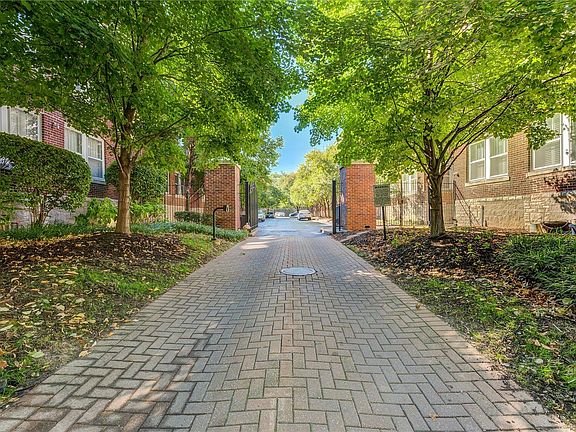 4th image of 5360 Pershing Ave APT 7A