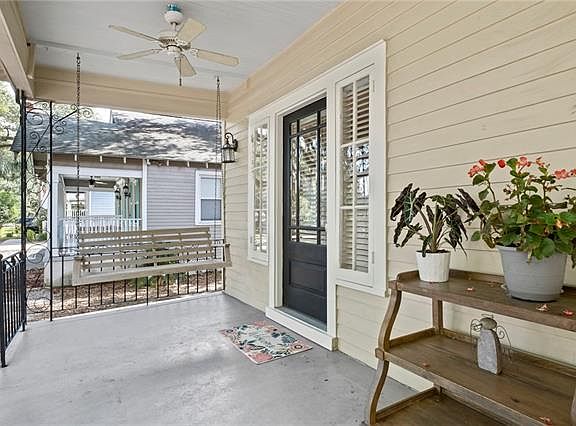2nd image of 5557 Rosemary Pl #5557