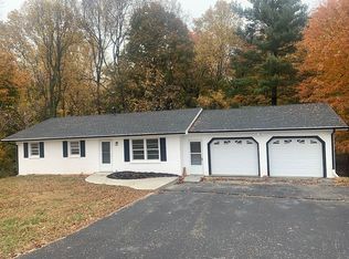 11600 Winery Rd, Wadesville, IN 47638