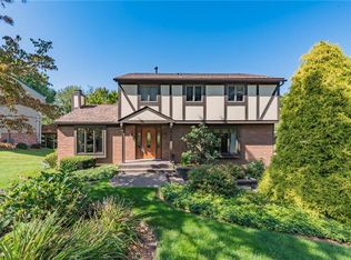 228 Adams Ct, Apollo, PA 15613