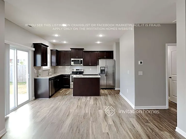 6724 Osprey Landing Dr — Photo 8