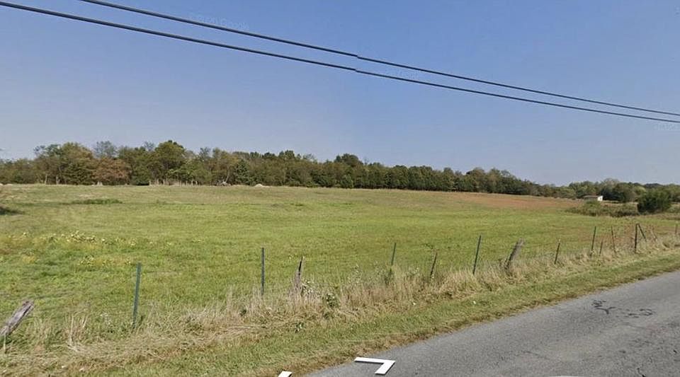 1st image of 735 Hatchery Rd