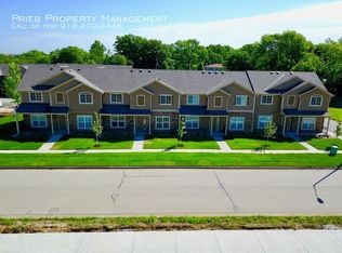 12507 S Chelsea St, Olathe, KS 66061