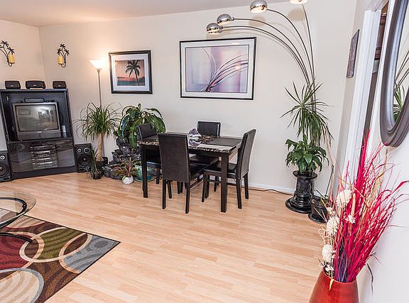 5th image of 1243 E Baldwin Ln Unit 112